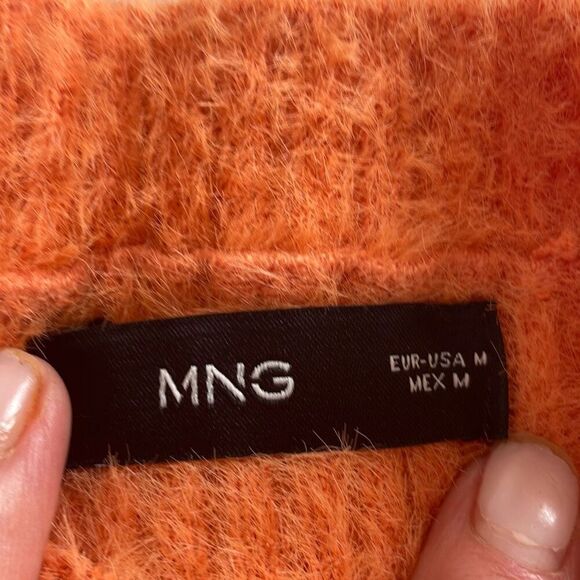 EUC! Mango MNG Orange Fuzzy Cozy Long Sleeve Sweater -Size M (also fits XS/S) - Picture 11 of 11